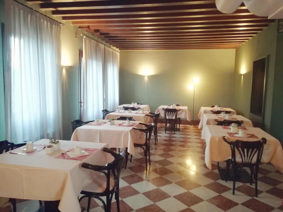 Hotel Scala Treviso Buitenkant foto